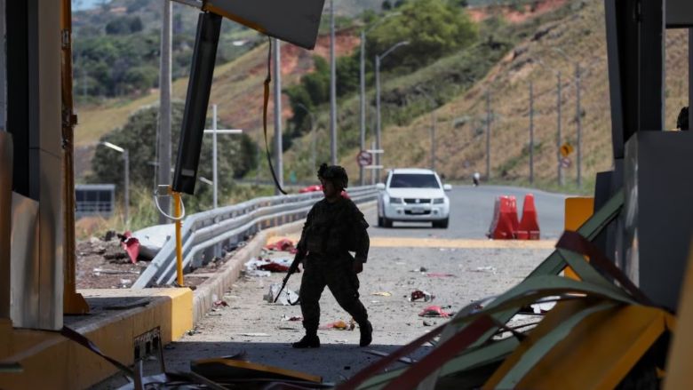 Κολομβία: Παγιδευμένο αυτοκίνητο εξερράγη μία ημέρα μετά την ορκωμοσία του νέου προέδρου