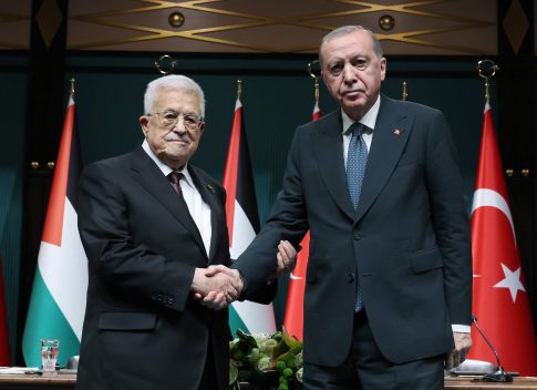 Νέα ημερομηνία για τον «Οιδίποδα» του Χουβαρδά στο <strong>Δημοτικό Θέατρο Λυκαβηττού</strong>