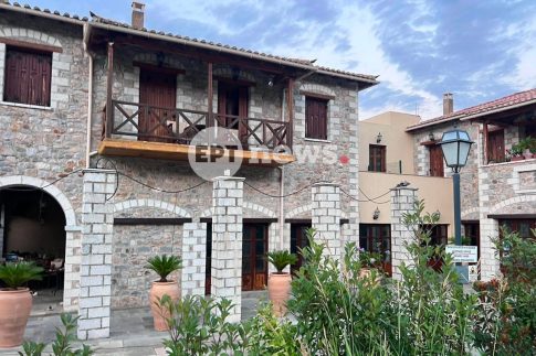 Καλαμάτα: Με δυο συγκεντρώσεις τιμήθηκε η 50<sup>η</sup> επέτειος της εξέγερσης του Πολυτεχνείου