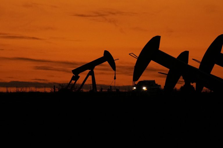 Πετρέλαιο: Νέα πτώση των τιμών, καθώς ενισχύονται οι προσδοκίες για επαναλειτουργία των Στενών του Ορμούζ
