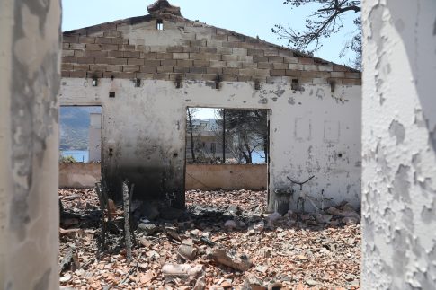 Ουκρανία: Η Μόσχα ανακοίνωσε πλήγματα σε επτά κέντρα logistics και τρία φορτηγά πλοία