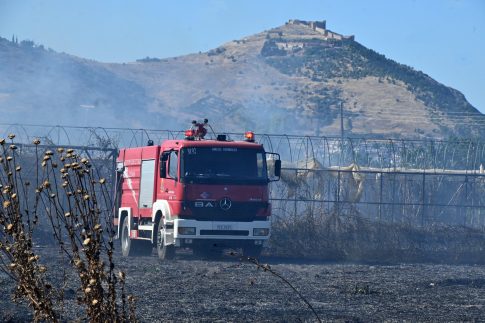 Μπέρναμ για τις καταστροφικές πυρκαγιές στη Βρετανία: «Πρέπει να αντιμετωπίσουμε την κλιματική αλλαγή»