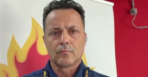 Εφιαλτικό σκηνικό στο Πόρτο Γερμενό – Χωριό «φάντασμα» η Ψάθα – Απομάκρυνση κατοίκων προς τα Βίλια