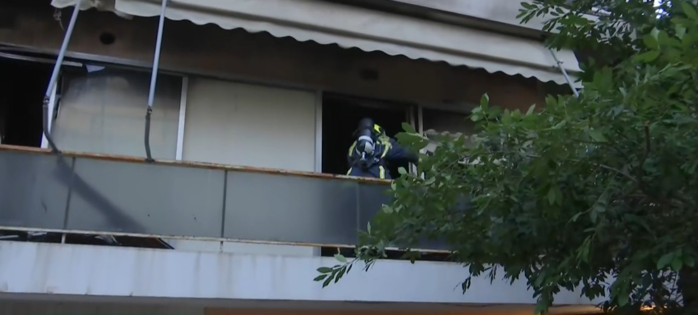 Φωτιά σε διαμέρισμα στη Νέα Σμύρνη