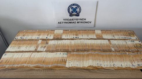 Ένας νεκρός και ένας σοβαρά τραυματίας λόγω ανατροπής φορτηγών στην εθνική οδό Αθηνών-Λαμίας – Διακοπή κυκλοφορίας