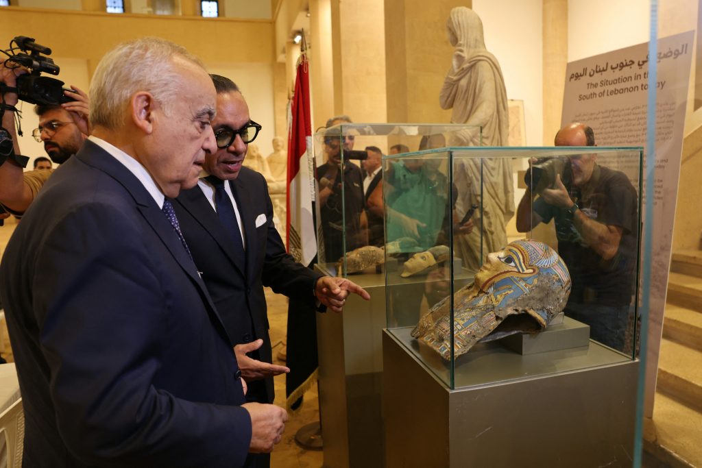 <strong>Λίβανος: Επιστράφηκαν στην Αίγυπτο 37 αρχαιολογικοί θησαυροί που είχαν εξαχθεί παράνομα</strong>