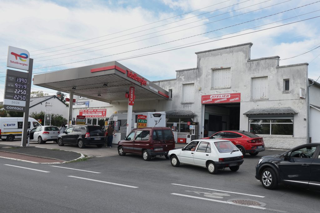 Ο Λευκός Οίκος ετοιμάζει σχέδιο για τρίμηνη απαγόρευση εξαγωγών πετρελαίου