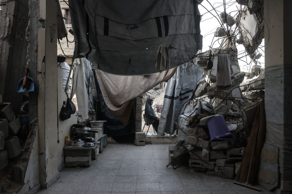 «Έχασα τα παιδιά μου και φοβάμαι μήπως χάσω ξανά το μωρό μου»: Η ημέρα μιας εγκύου στη Γάζα