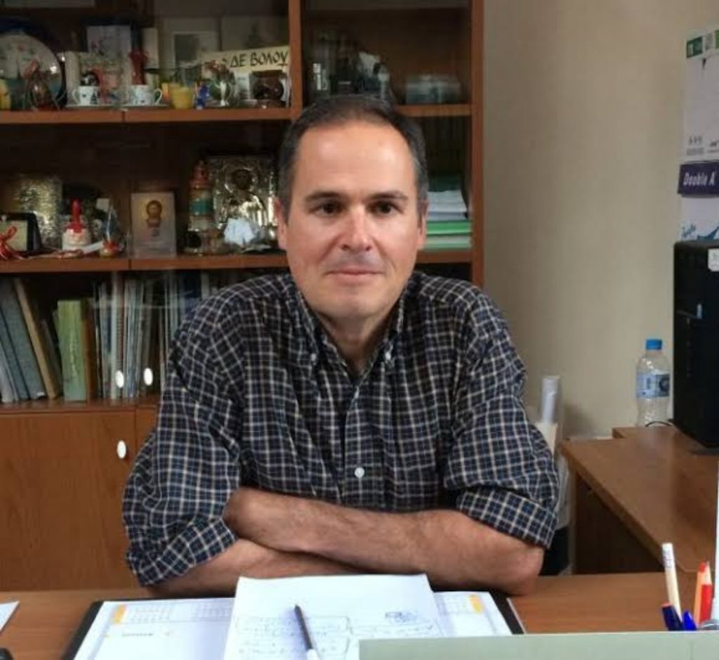 Σχολείο δεύτερης ευκαιρίας Βόλου: Προπαρασκευαστικά τμήματα για μετανάστες και όσους δεν έχουν απολυτήριο Δημοτικού