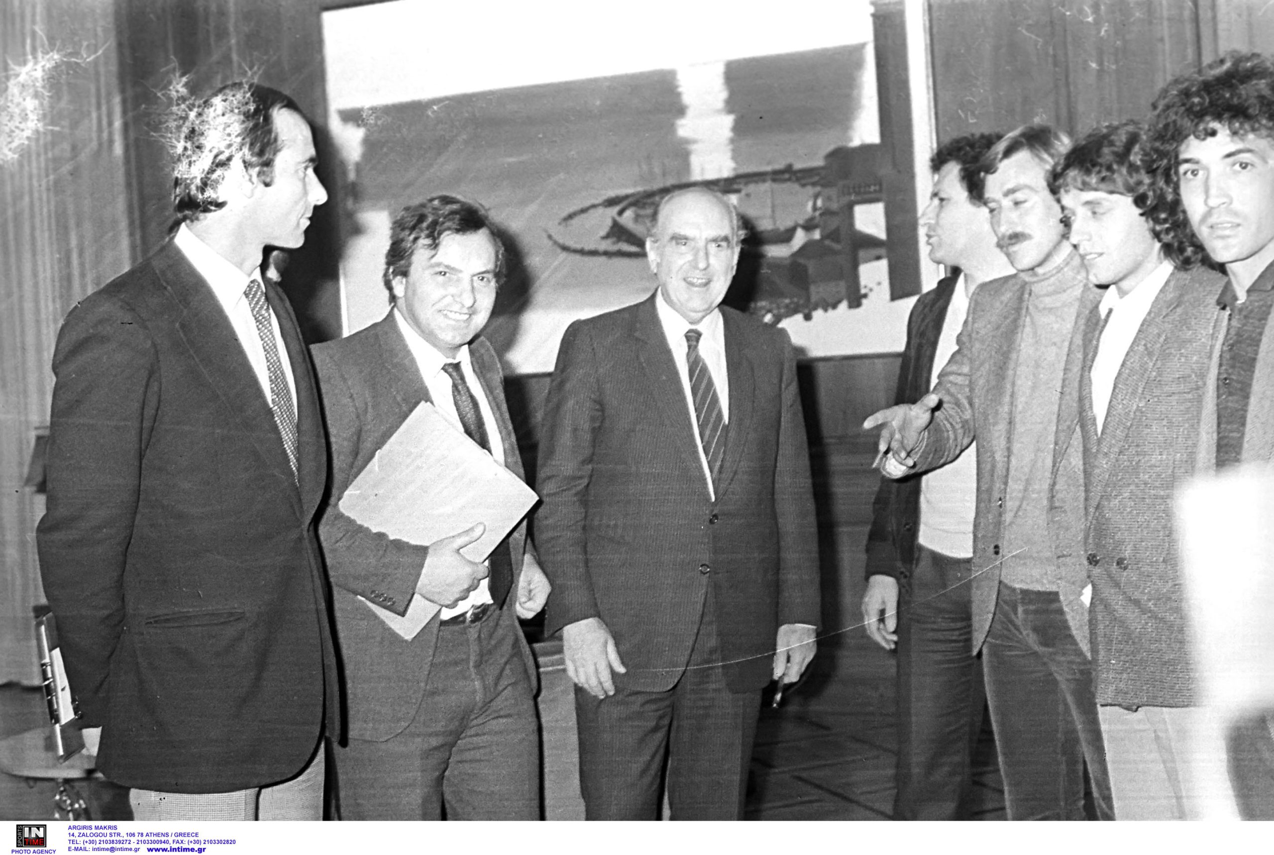 ΠΑΣΟΚ: 52 χρόνια από την ίδρυση του Κινήματος από τον Ανδρέα Παπανδρέου