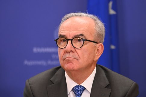 Καύσιμα: Πάνω από τα 2,14 ευρώ το πετρέλαιο κίνησης – Προειδοποιήσεις για «καθημερινές αυξήσεις» από τα διυλιστήρια