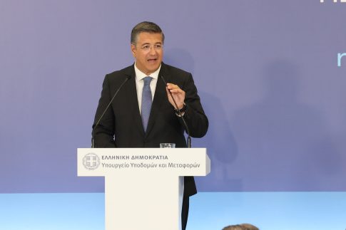 Κ. Μητσοτάκης για τις εξαγγελίες Τσίπρα: Το 2014 ήταν αυταπάτη, τώρα πρόκειται για κανονική απάτη