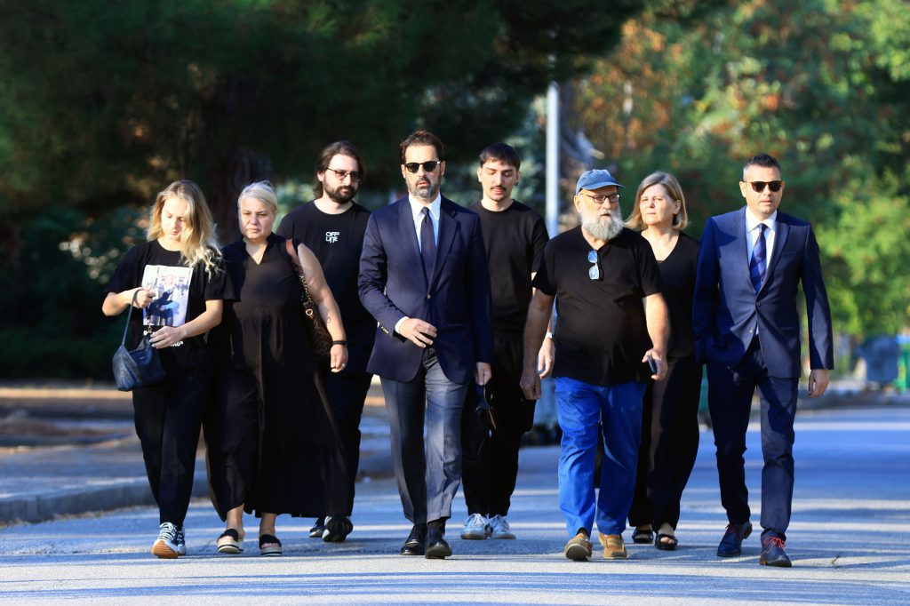 Δίκη Τεμπών: Ξέσπασε η μητέρα της Κλαούντια Λάτα, «μου κατέστρεψαν τη ζωή» – Δριμύ κατηγορώ εναντίον των 36 κατηγορουμένων