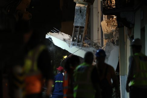 Γαλλία: Περίπου 80.000 νέοι υποδέχθηκαν τον πάπα Λέοντα στο Σταντ ντε Φρανς