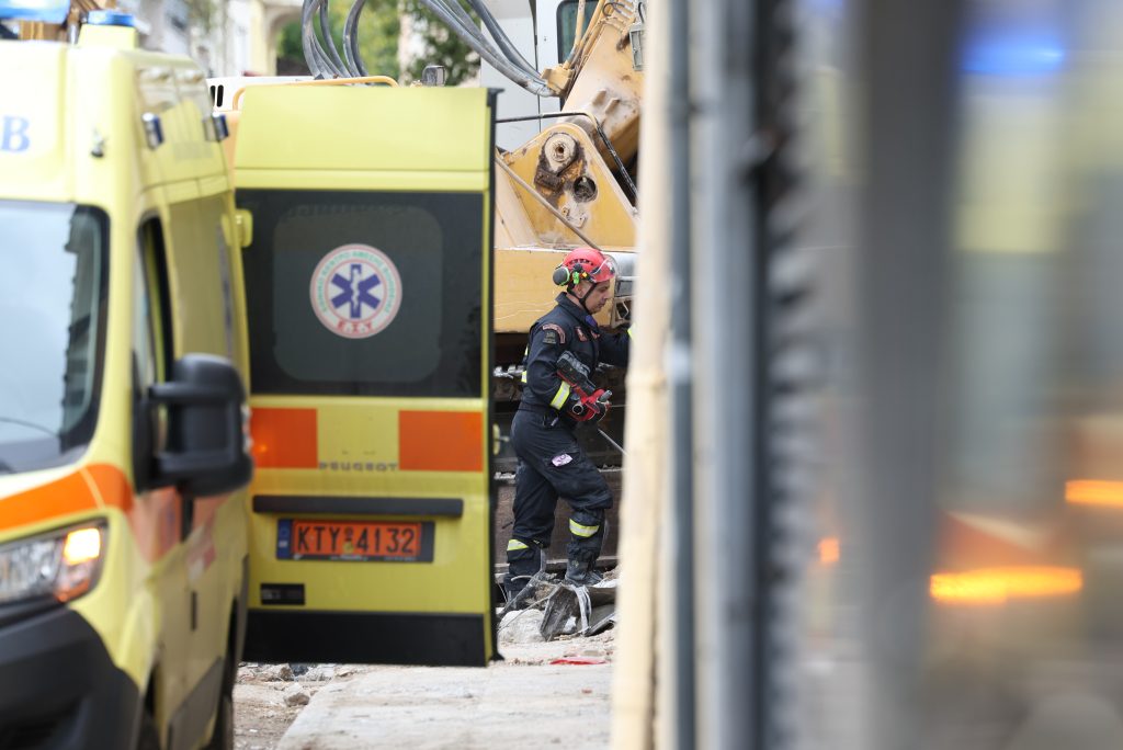 Έκρηξη στην Πλάκα: Εντοπίστηκαν οι δύο τελευταίοι σοροί, συνολικά έξι οι νεκροί από την κατάρρευση του κτηρίου