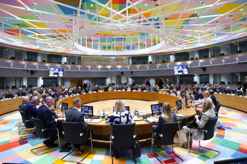 Ενεργειακή κρίση: Επιπλέον μέτρα και μείωση του Ειδικού Φόρου Κατανάλωσης ζητά η αντιπολίτευση