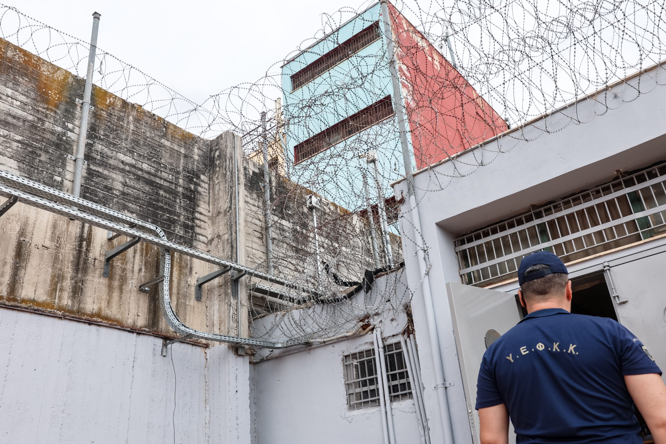 Φυλακές Αυλώνα: Έξι συλλήψεις για διακίνηση ναρκωτικών – Ανάμεσά τους και σωφρονιστικός υπάλληλος