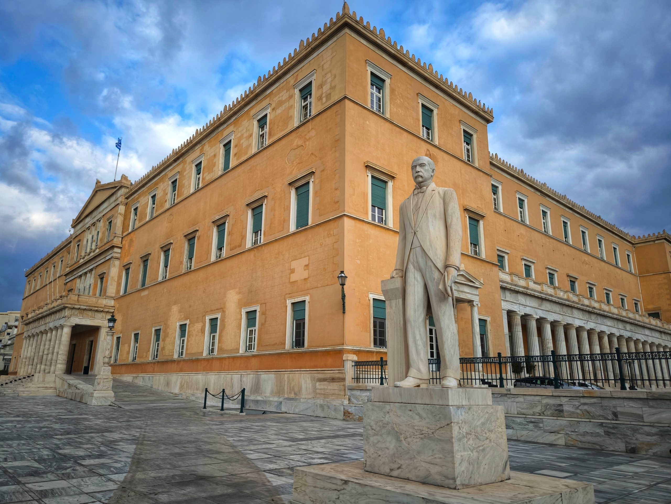 Αντιδράσεις της αντιπολίτευσης στην κυριακάτικη ανάρτηση Μητσοτάκη
