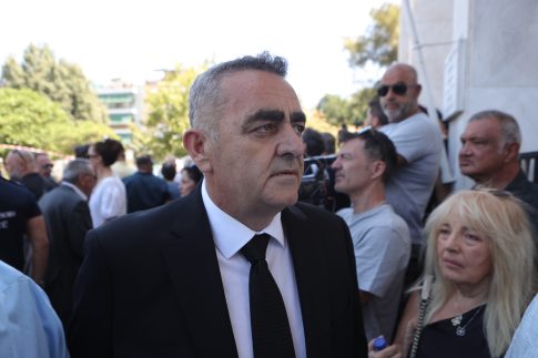 ΠΑΣΟΚ για ΕΦΚ: «Ποιος απαγορεύει στην κυβέρνηση να τον μειώσει όσο διαρκεί η έκτακτη κατάσταση;»