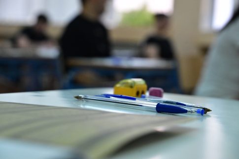 Υπόθεση Μαζωνάκη: Νοσηλεύτρια καταθέτει ότι γίνονταν δύο πλασμαφαιρέσεις – Υπήρχε «κοινή γραμμή» στις καταθέσεις