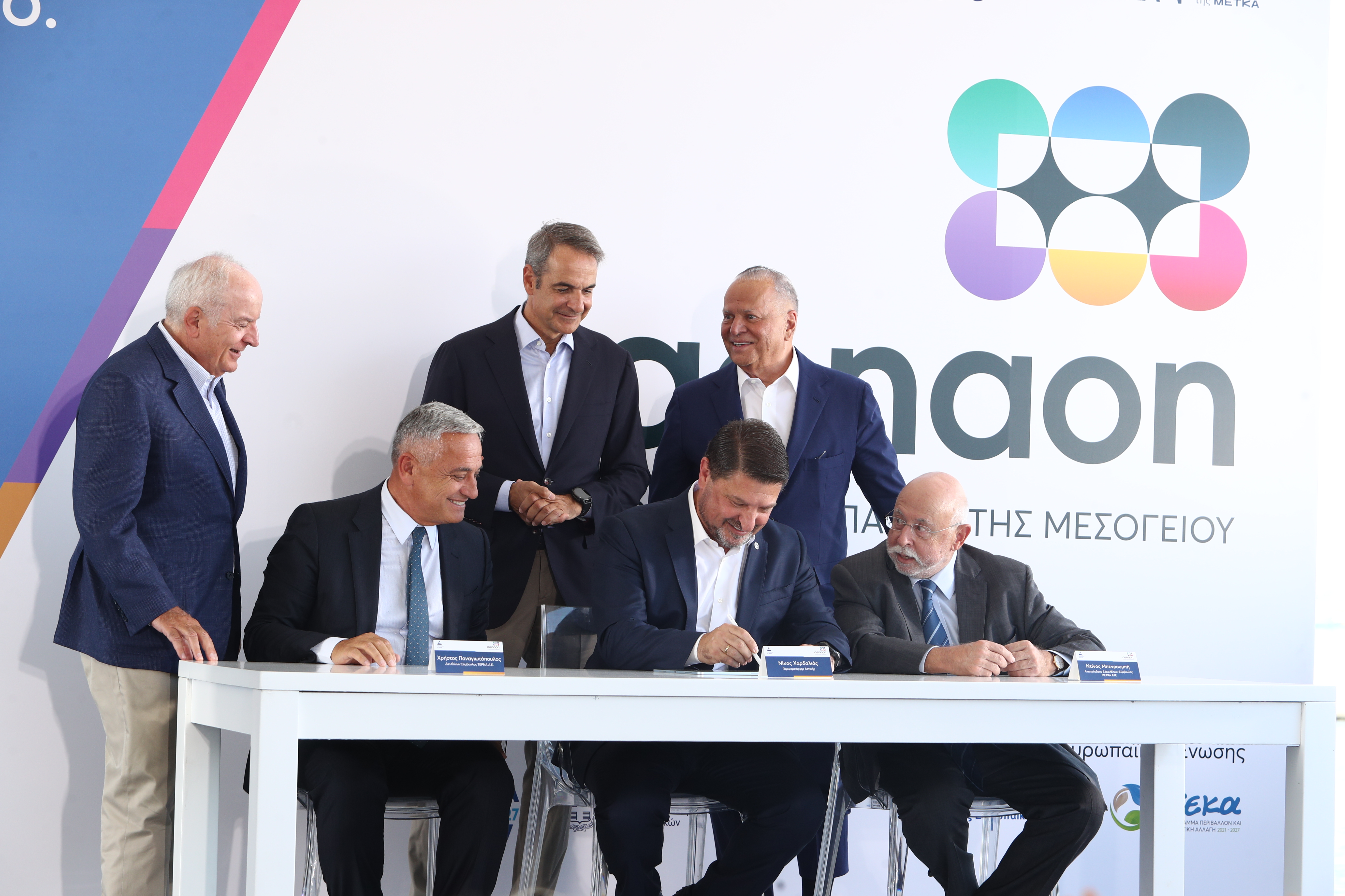 «ΑΕΝΑΟΝ»: Υπεγράφη η σύμβαση για το Μητροπολιτικό Πάρκο στον Φαληρικό Όρμο – Το 2029 η παράδοσή του