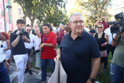 Μεσσηνία: Ανατίναξαν ΑΤΜ στη Στούπα και άρπαξαν 200.000 ευρώ – Ανθρωποκυνηγητό για τους δράστες