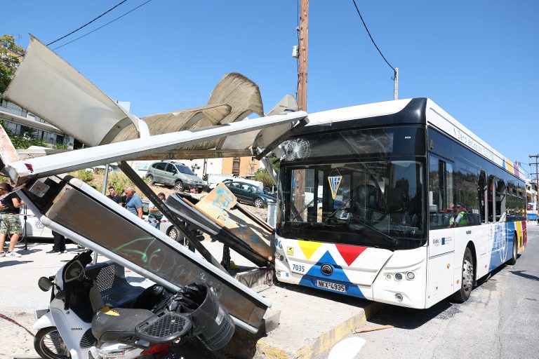 Θεσσαλονίκη- Τροχαίο στη Νεάπολη: Εξιτήριο σήμερα για την 62χρονη