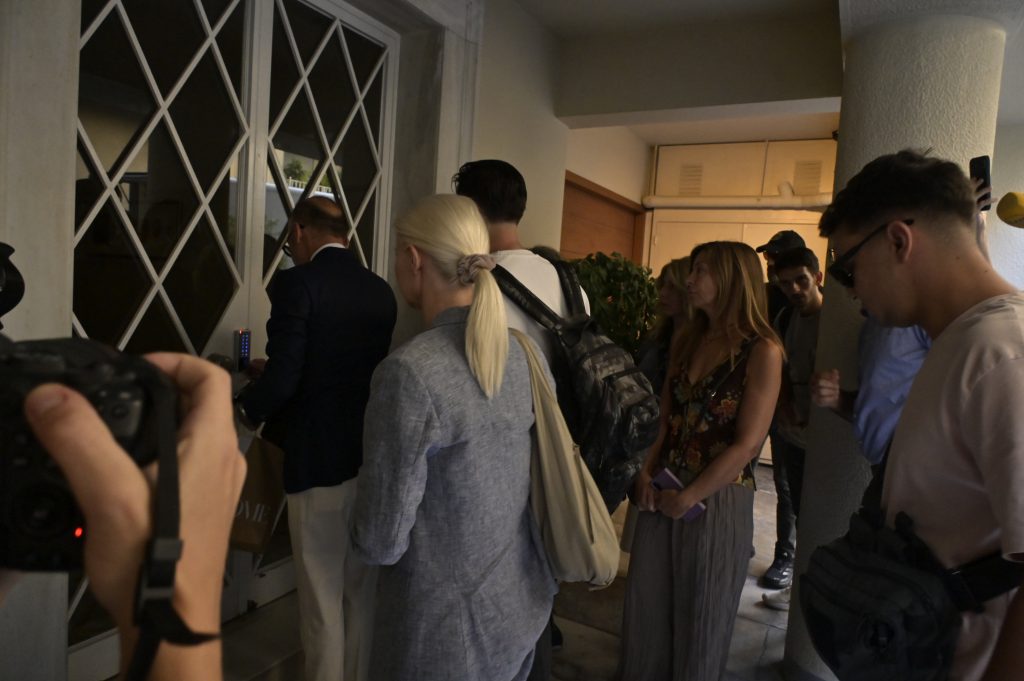 Γιώργος Μαζωνάκης: Αυτοψία του ελληνικού FBI και του ΙΣΑ στην ιδιωτική «κλινική» – Τι ισχυρίστηκε η γιατρός στην κατάθεσή της
