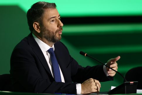 Βρετανία: Πρωτοφανής χρηματοδότηση για το κόμμα του Φάρατζ – 72 εκατ. λίρες από δύο δισεκατομμυριούχους