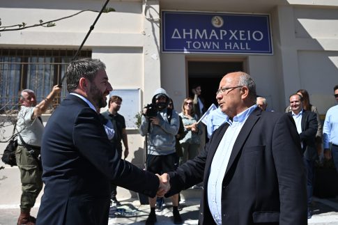 Γαλλία: Περίπου 80.000 νέοι υποδέχθηκαν τον πάπα Λέοντα στο Σταντ ντε Φρανς