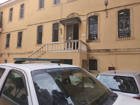 Ιταλία – Ακτή του Αμάλφι: Δύο τεράστιες πυρκαγιές, ορατές ακόμη και από τη Νάπολη, πλησιάζουν τους οικισμούς