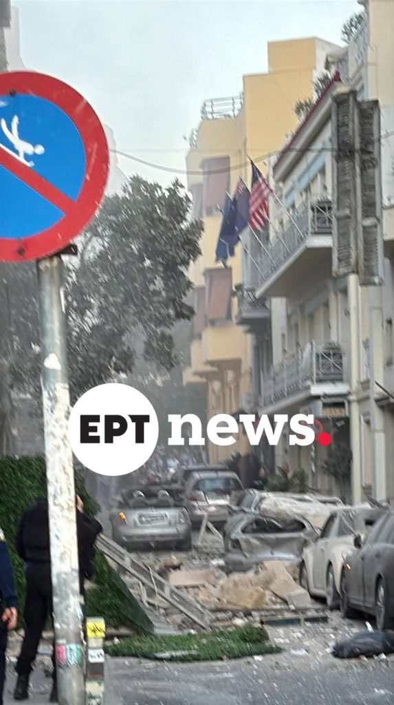 Έκρηξη στο κέντρο της Αθήνας – Κατέρρευσε παλιά οικία