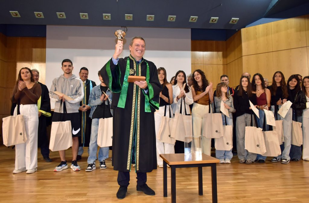 Η πρωτιά ήταν γένους θηλυκού κατά τις φοιτητικές βραβεύσεις στην «Εβδομάδα Υποδοχής Πρωτοετών»