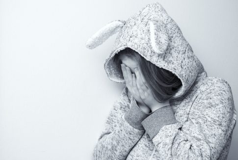 Η κυβέρνηση της Δανίας θέλει να απαγορεύσει τα κινητά τηλέφωνα στο δημοτικό και το γυμνάσιο