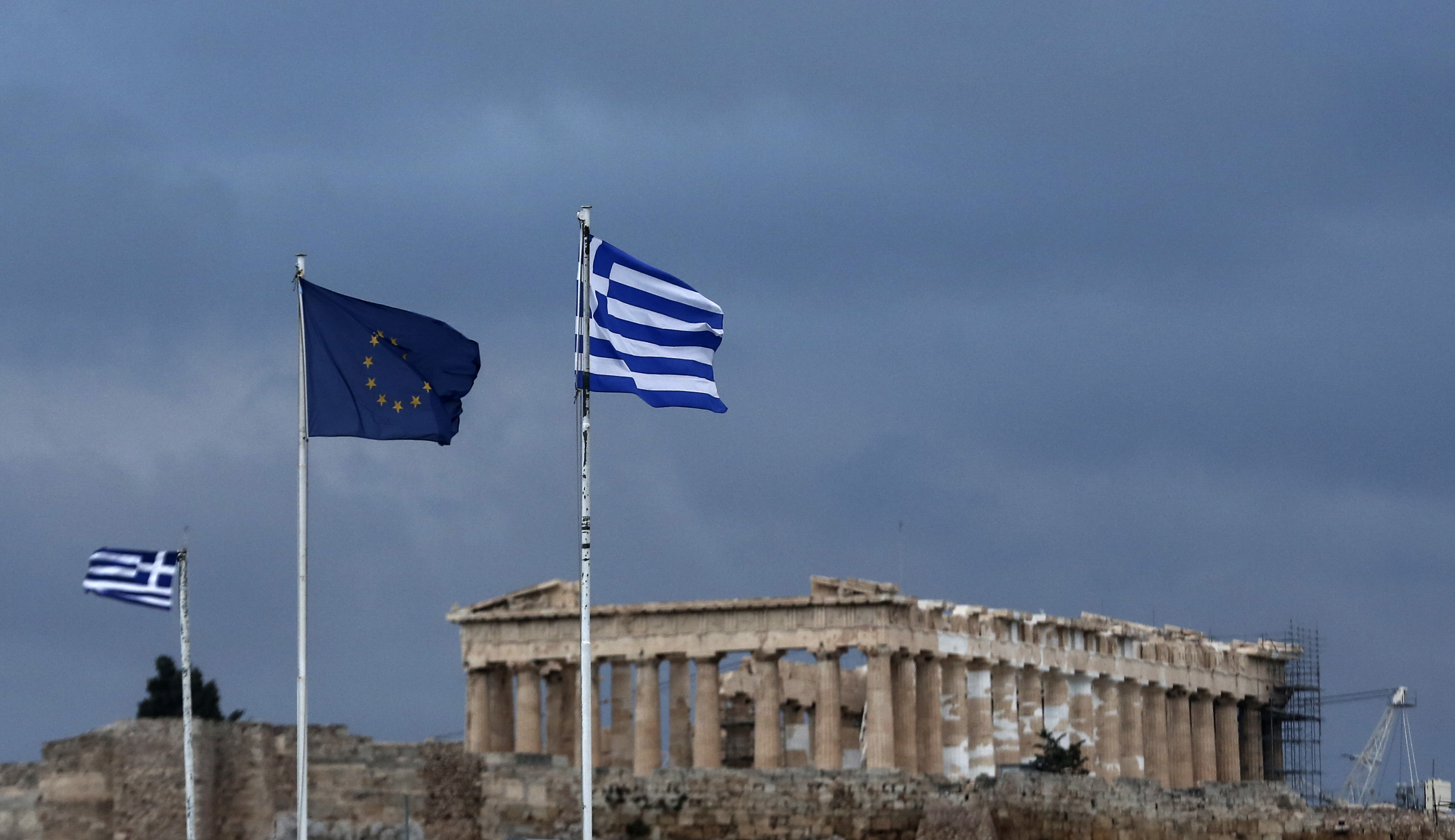 Eurostat: Πάνω από 10 άλλες χώρες της ΕΕ οι αποδοχές των Ελλήνων – Άλμα άνω του 30% σε σχέση με το 2019