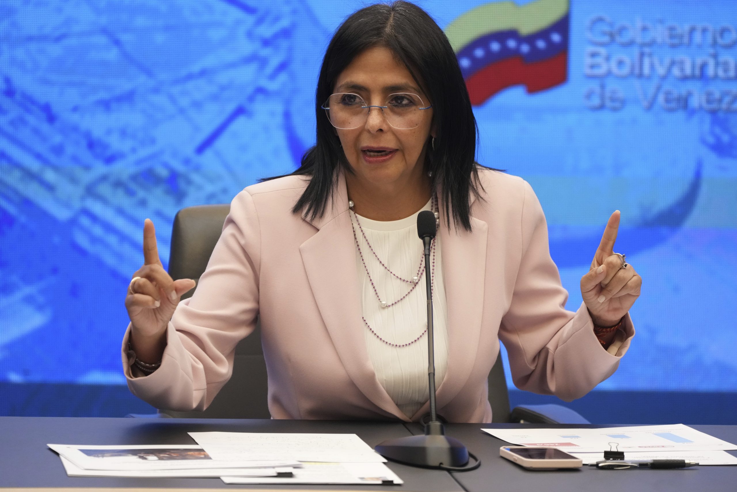 Βενεζουέλα: Στη Νέα Υόρκη για τη ΓΣ του ΟΗΕ η Ντέλσι Ροδρίγκες – Πιθανή συνάντηση με Τραμπ