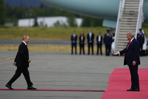Πολωνία: Εντάχθηκε στην Αντιβαλλιστική Συμμαχία της Ουκρανίας – Νέα βοήθεια προαναγγέλλει ο Τουσκ