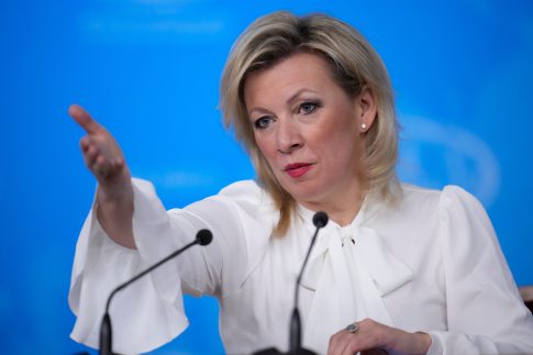 Καύσιμα: Πάνω από τα 2,14 ευρώ το πετρέλαιο κίνησης – Προειδοποιήσεις για «καθημερινές αυξήσεις» από τα διυλιστήρια