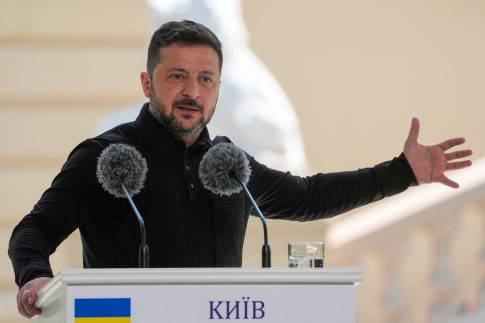 Μεσσηνία: Ανατίναξαν ΑΤΜ στη Στούπα και άρπαξαν 200.000 ευρώ – Ανθρωποκυνηγητό για τους δράστες