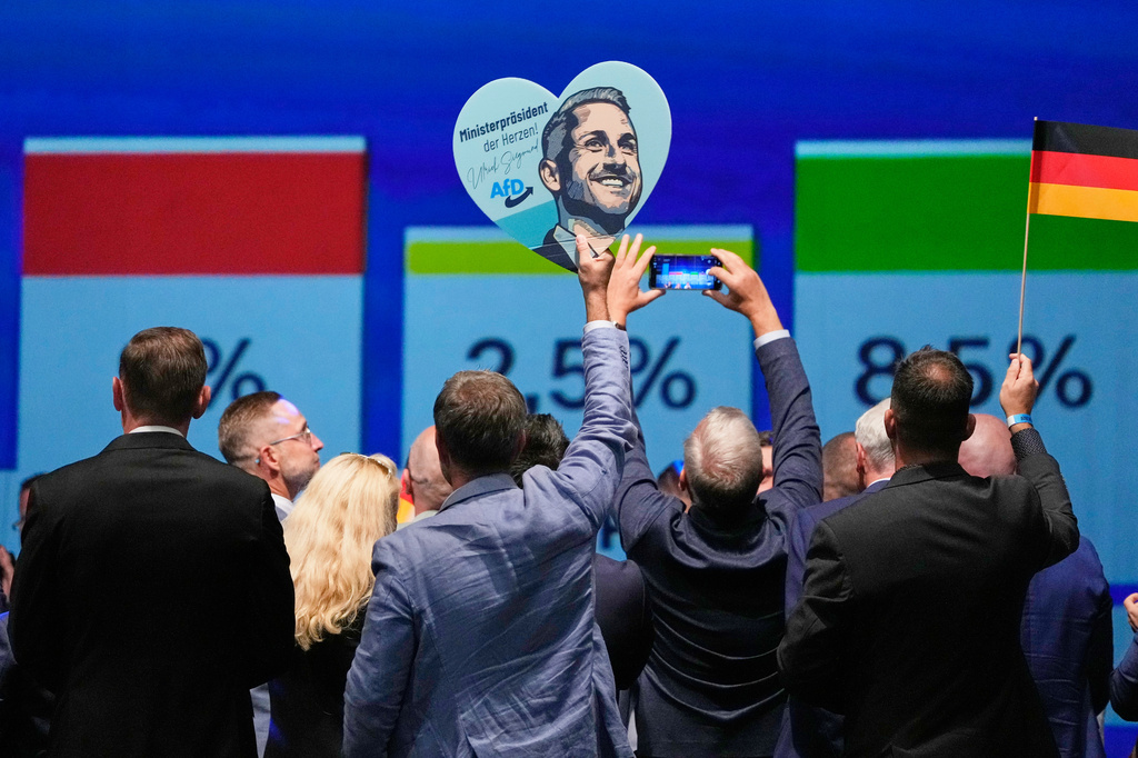 Τραμπ: Η άνοδος του AfD στη Γερμανία οφείλεται στους «φρικτούς» μεταναστευτικούς κανόνες