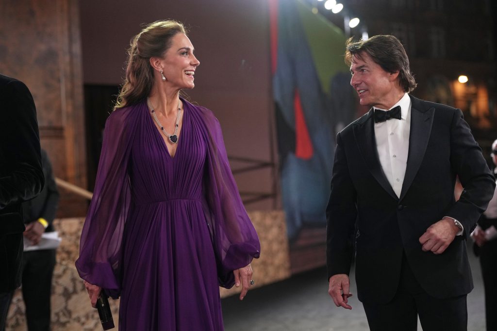 Κέιτ Μίντλετον: Η εντυπωσιακή εμφάνιση στην πρεμιέρα της νέας ταινίας του Τομ Κρουζ