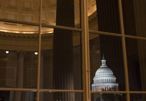 Η ΕΕ καλεί τον Νίγηρα να <strong>απελευθερώσει</strong> τον ανατραπέντα πρόεδρο Μπαζούμ