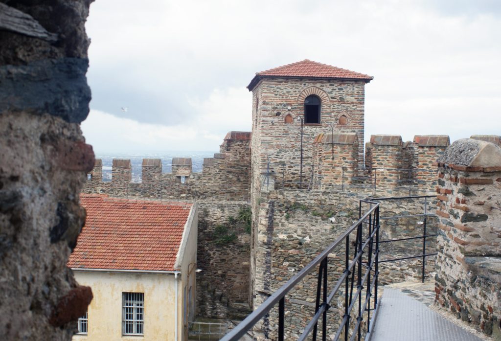 Ομόφωνο ψήφισμα από τον δήμο Νεάπολης-Συκεών για την αφαίρεση του Μνημείου του Επταπυργίου από τον κατάλογο των ιδιωτικών εκδηλώσεων