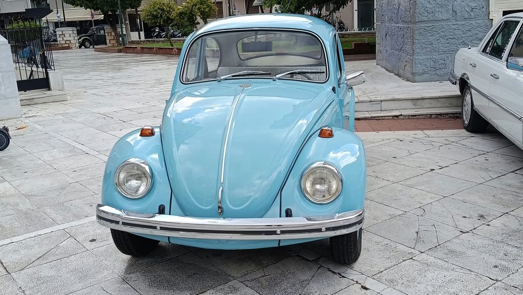 Βόλος: Τα ιστορικά οχήματα στήριξαν το Gentleman’s Distinguished Drive – Μήνυμα πρόληψης για την υγεία των ανδρών