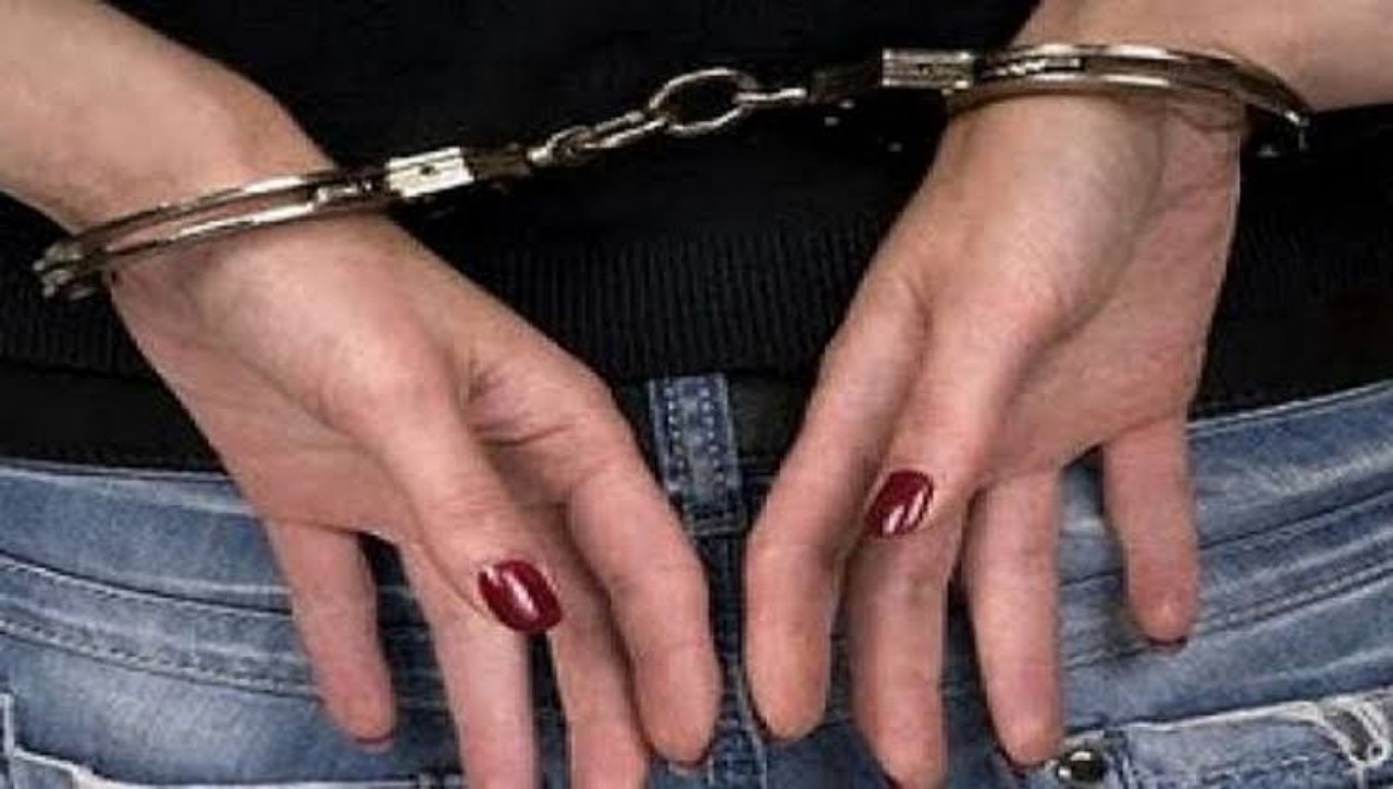 Βόλος: Σύλληψη για κλοπή από επαγγελματικό χώρο – Ερευνάται αν είχε αφαιρέσει χρήματα και στο παρελθόν