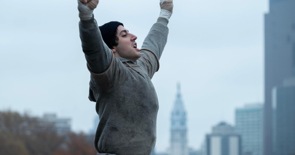 TIFF 2026: «I Play Rocky» ή πώς φτιάχνεις χαβιάρι με υλικά από φαστ φουντ
