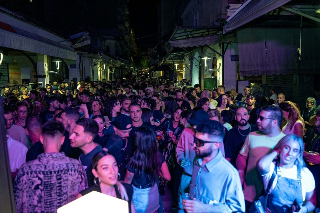 Kapani Project 2026: Μουσική, τέχνη και performances για δύο ημέρες στην Αγορά Άθωνος