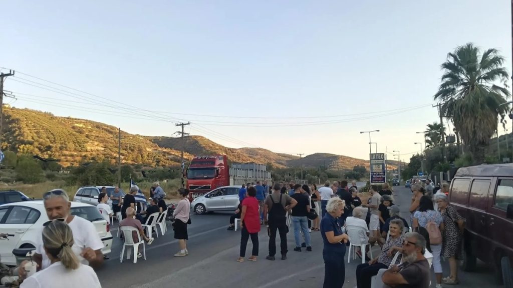 Nέες αφίξεις μεταναστών σε Ηράκλειο και Γαύδο – Κρίσιμη συνάντηση με Πλεύρη για τη δομή φιλοξενίας στο Ηράκλειο