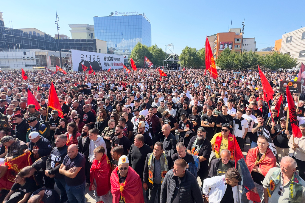 Σερβία-Κόσοβο: Αντιδράσεις και επεισόδια στην Πρίστινα για την καταδίκη των πρώην διοικητών του UCK