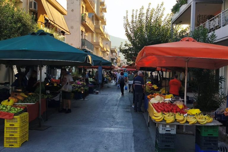 Στη λαϊκή της Νέας Ιωνίας: Οι τιμές, η κίνηση και το «αγκάθι» του Ψηφιακού Δελτίου Αποστολής